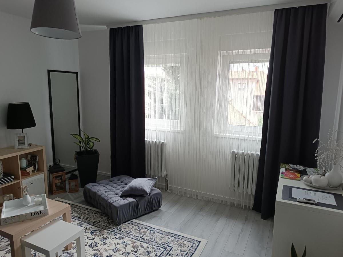 Apartman Vervis Varazdin Exterior photo